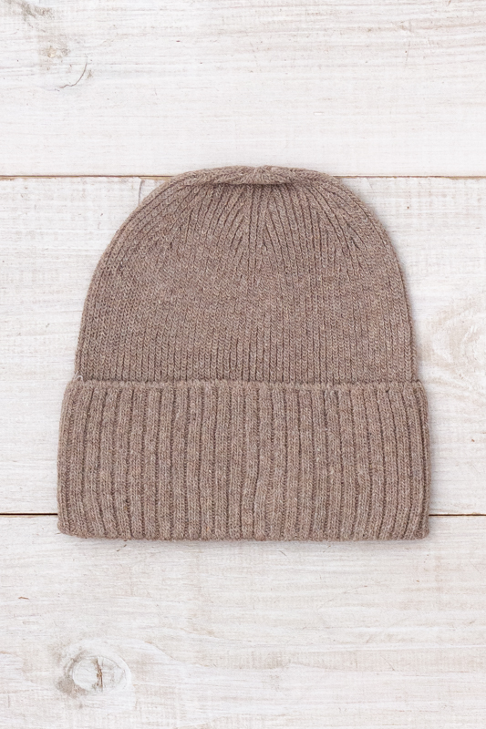 Шапка жіноча